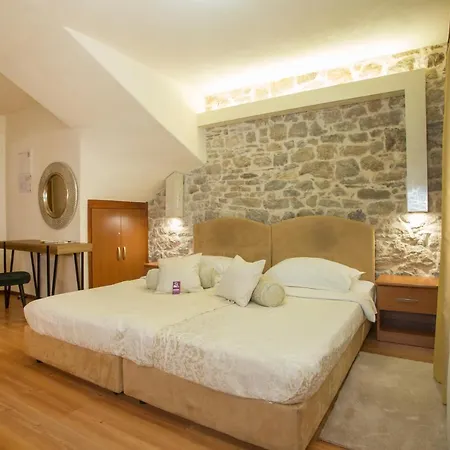 Konukevi Authentic Luxury 4*