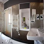 Authentic Luxury Guest house