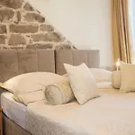 Authentic Luxury 4*