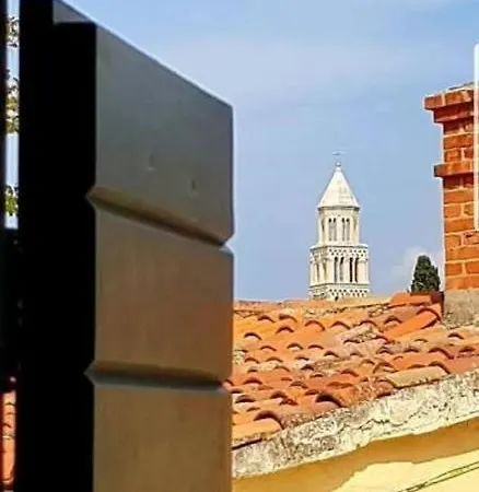 Authentic Luxury Гостьовий будинок 4*