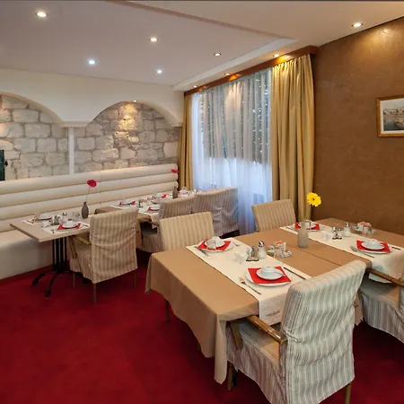 Authentic Luxury 4* Спліт