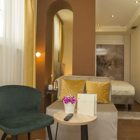 Authentic Luxury Guest house