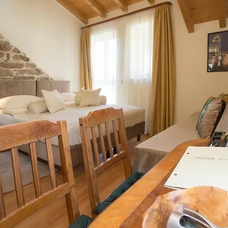 Authentic Luxury Спліт