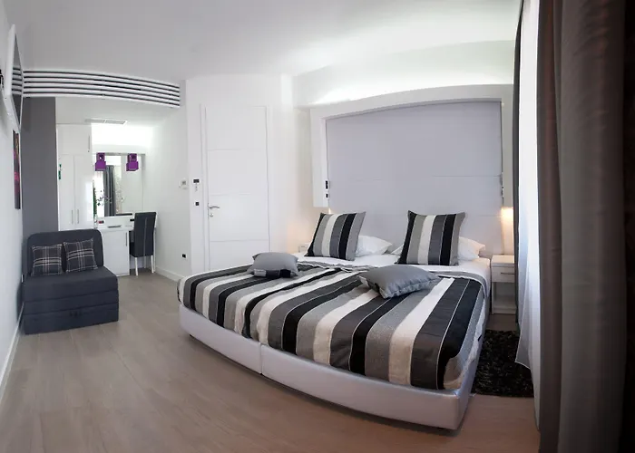 Authentic Luxury 4* Split