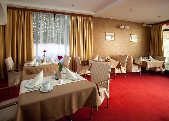 Authentic Luxury Pensjonat 4*