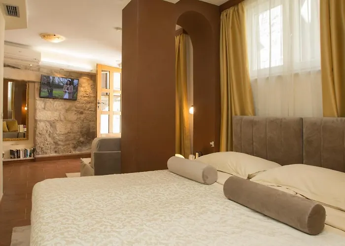 Authentic Luxury 4* Split